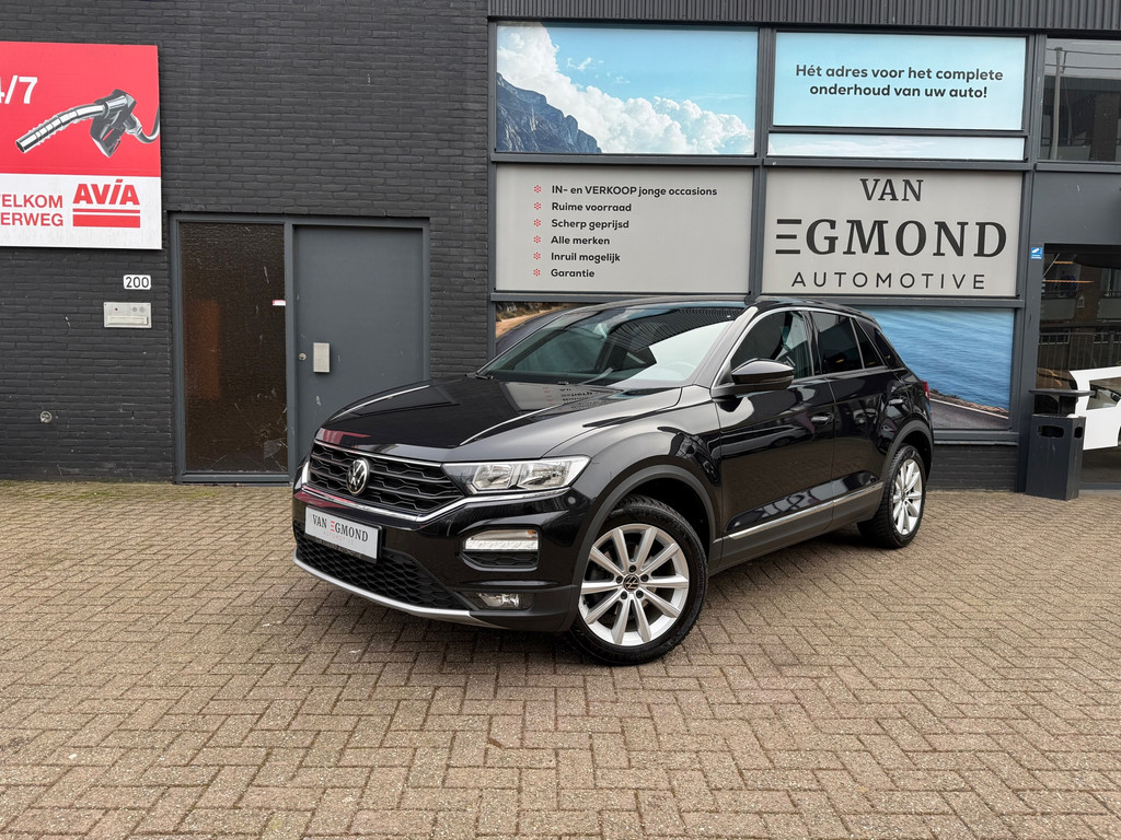 Volkswagen T-Roc 1.5 TSI Sport 51480579-0.jpg | DVW Automotive