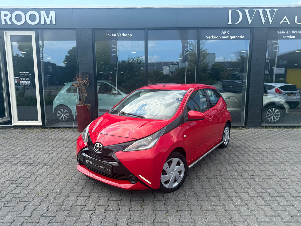 Toyota Aygo 1.0 VVT-i x-play Cruise control 55591979-0.jpg | DVW Automotive