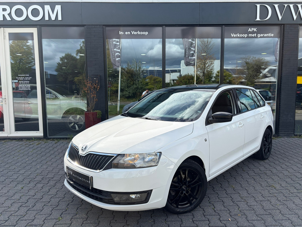 Škoda Rapid Spaceback 1.2 TSI Greentech Style Edition, Panorama dak 56128620-0.jpg | DVW Automotive